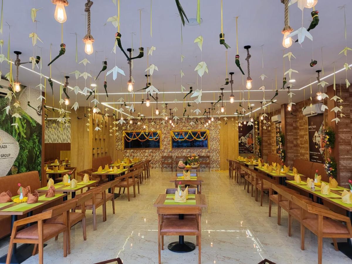Hotel Plaza Hyderabad Airport Zone Shamshabad Exteriör bild